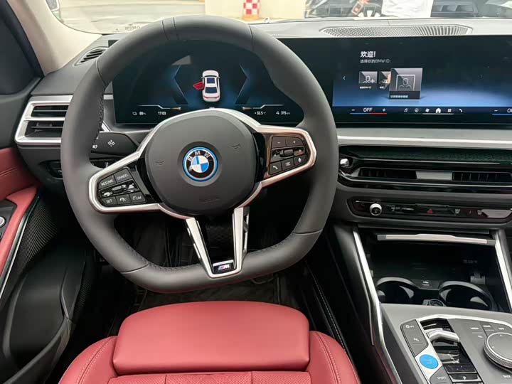 Фото 8 - BMW i3