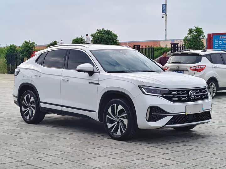 2024 Volkswagen Tayron X