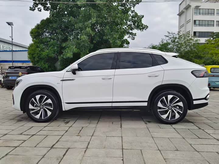 2024 Volkswagen Tayron X