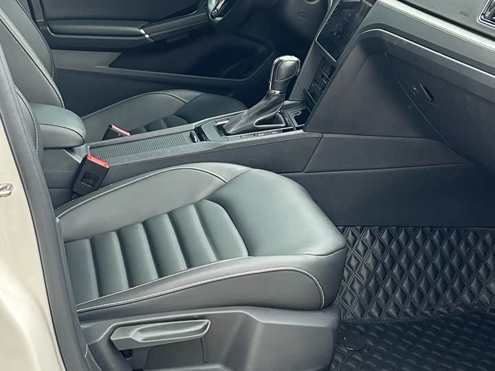 Фото 6 - Volkswagen Lamando L