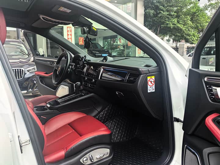 Zdjęcie 9 - Porsche Macan