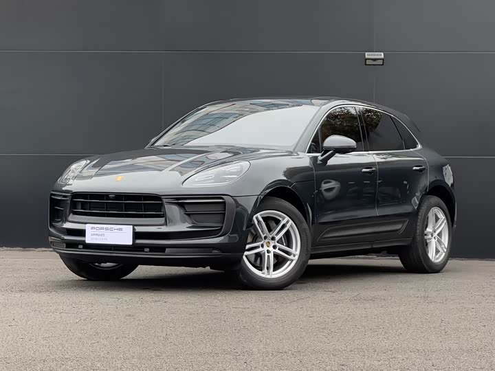 Фото 1 - Porsche Macan