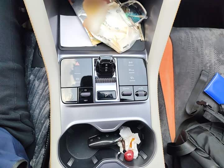 Zdjęcie 7 - BYD Song Plus Hybrid/EV