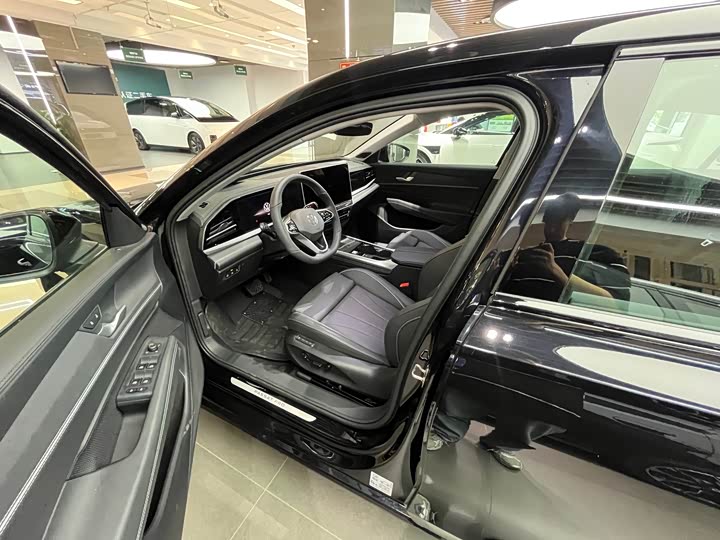 Volkswagen Passat 2026 2026款 Pro 380TSI 星空龙运版