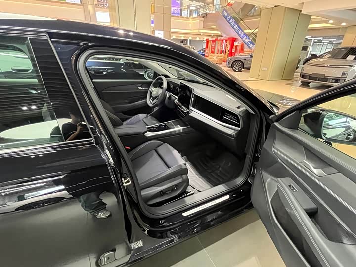 Volkswagen Passat 2026 2026款 Pro 380TSI 星空龙运版