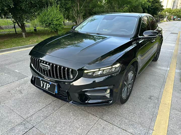 Фото 1 - Geely Preface