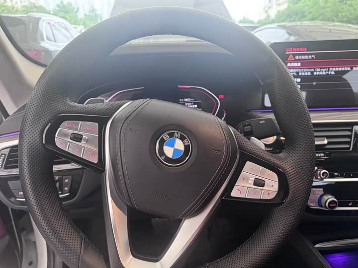 Фото 8 - BMW 5 Series