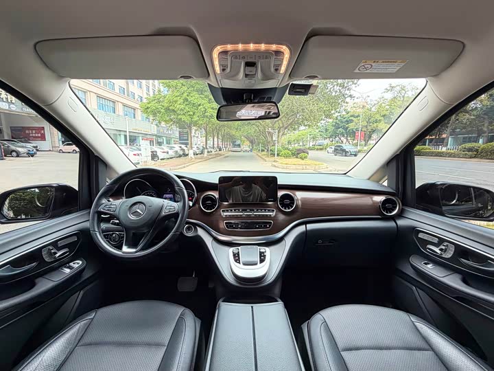 Mercedes-Benz V-Class 2022 2022款 V 260 领航版