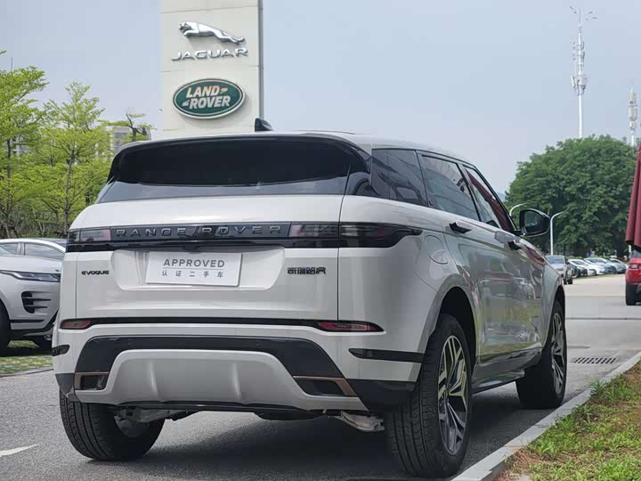 Land Rover Range Rover Evoque L 2026 2026款 揽胜极光 L SE