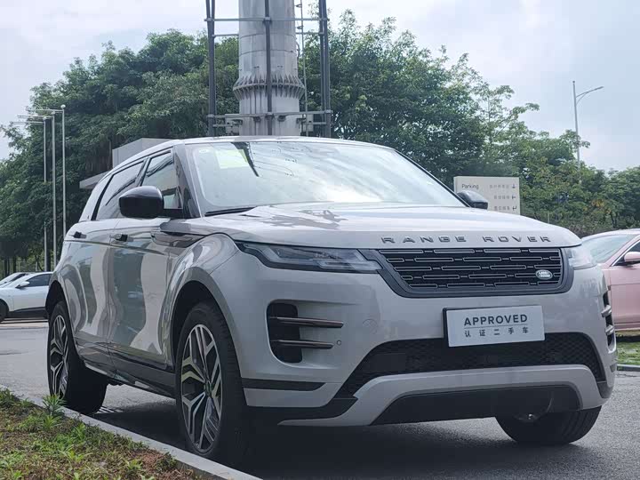 Land Rover Range Rover Evoque L 2026 2026款 揽胜极光 L SE