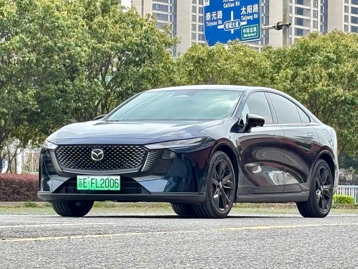 Mazda EZ-6 2025 2025款 增程200智雅运动版