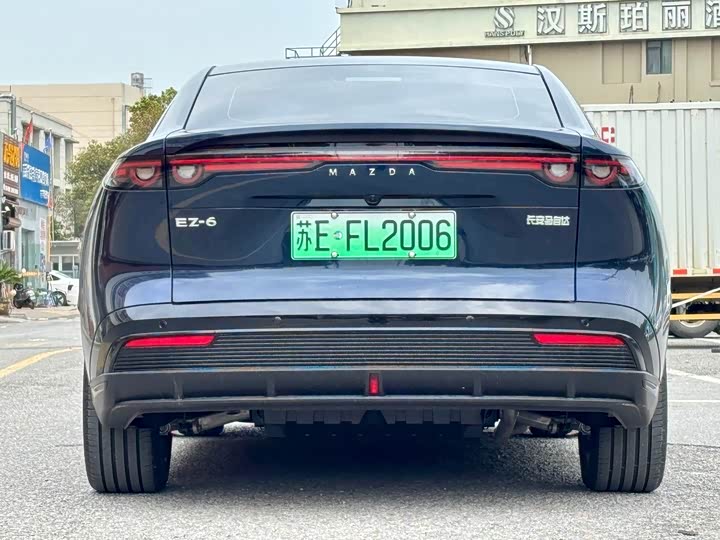 Mazda EZ-6 2025 2025款 增程200智雅运动版