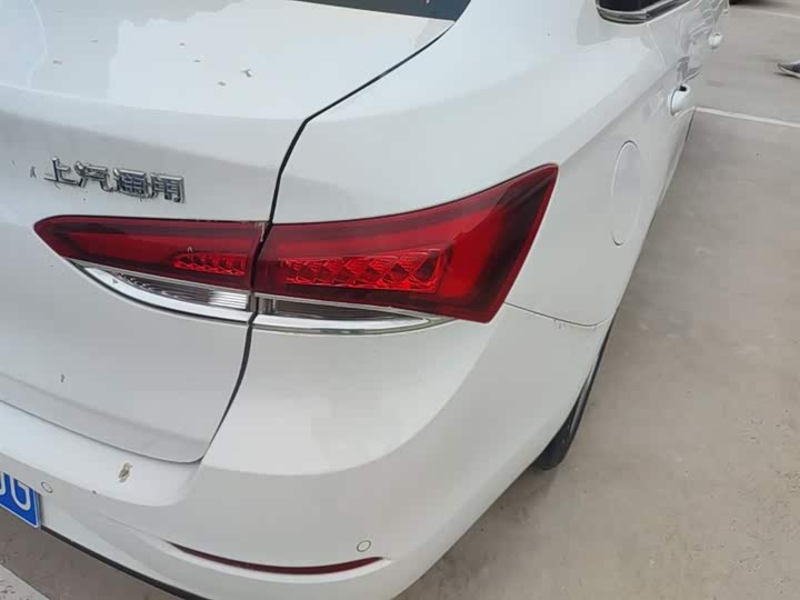 Фото 8 - Buick Excelle GT