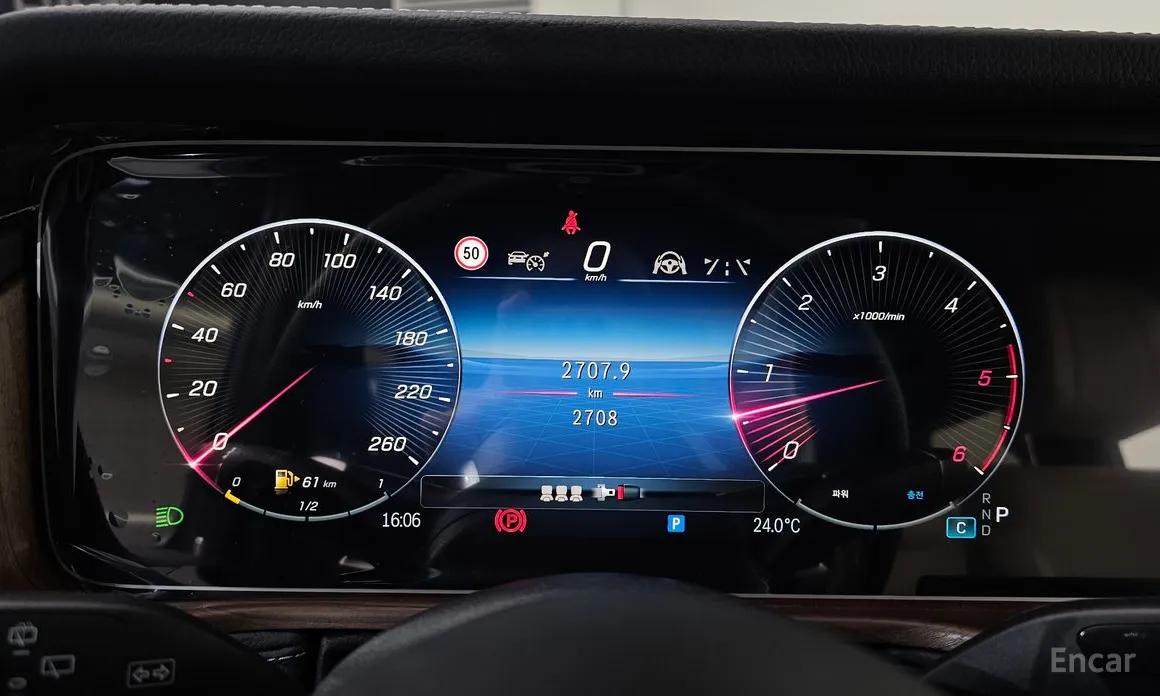 Mercedes-Benz G-Class 2024 G450d
