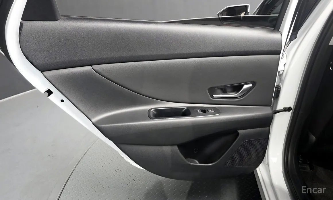 Фото 25 - Hyundai Avante