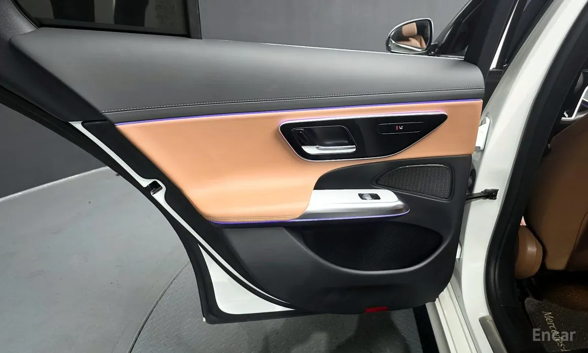 Mercedes-Benz E-Class 2024 E200 Avantgarde