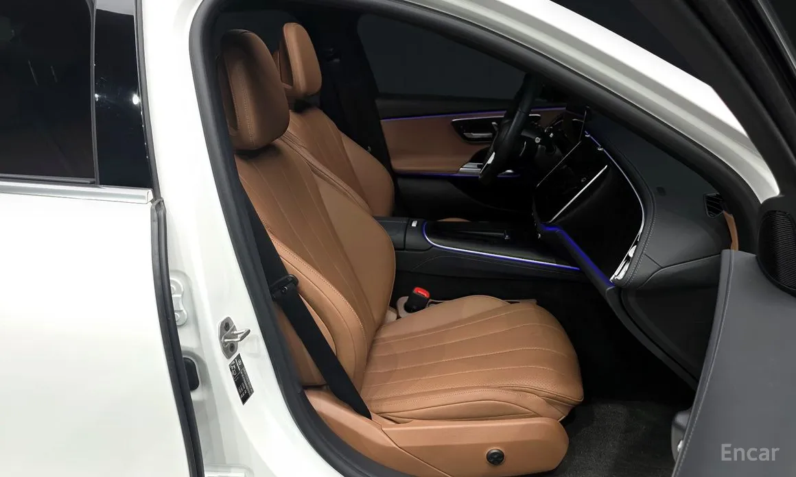 Mercedes-Benz E-Class 2024 E200 Avantgarde