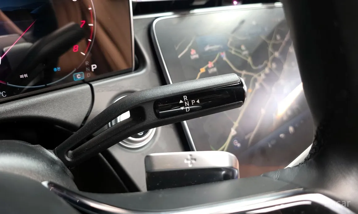 Mercedes-Benz E-Class 2024 E200 Avantgarde