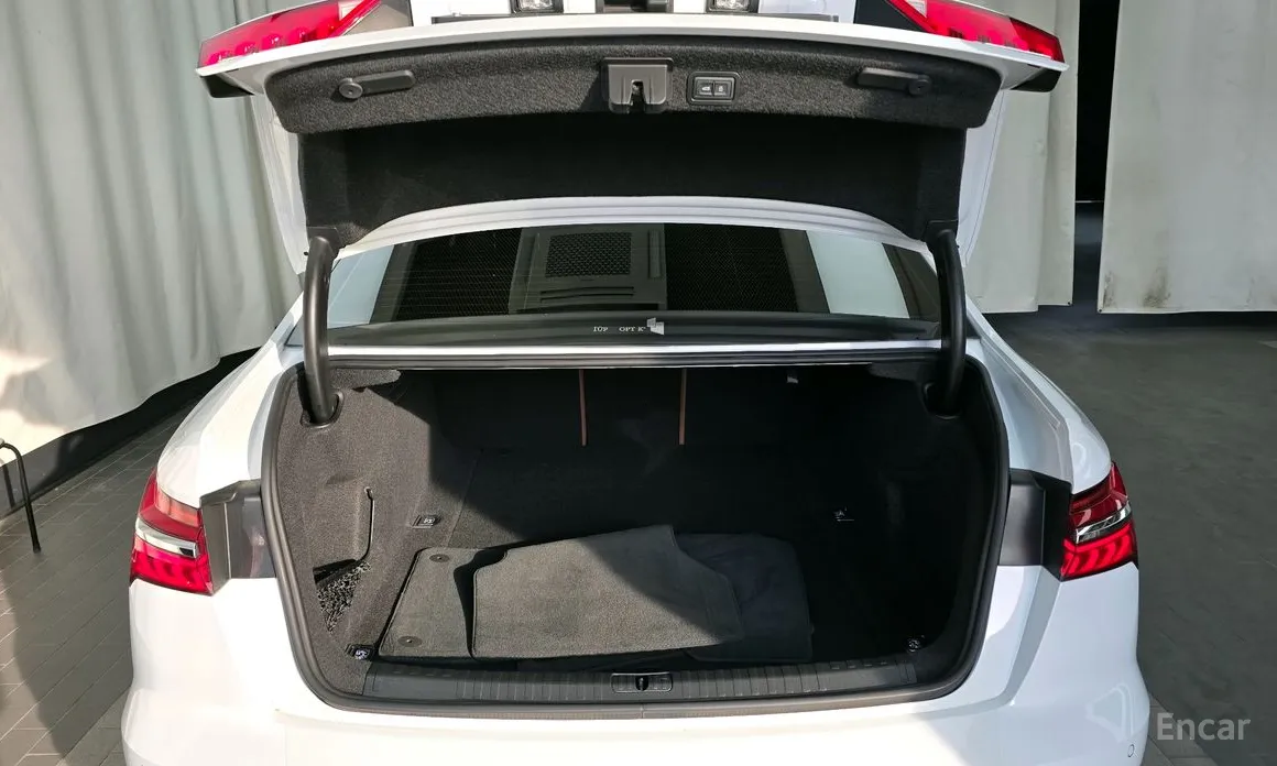 Фото 20 - Audi A6