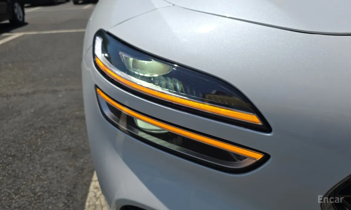 Photo 22 - Genesis G70