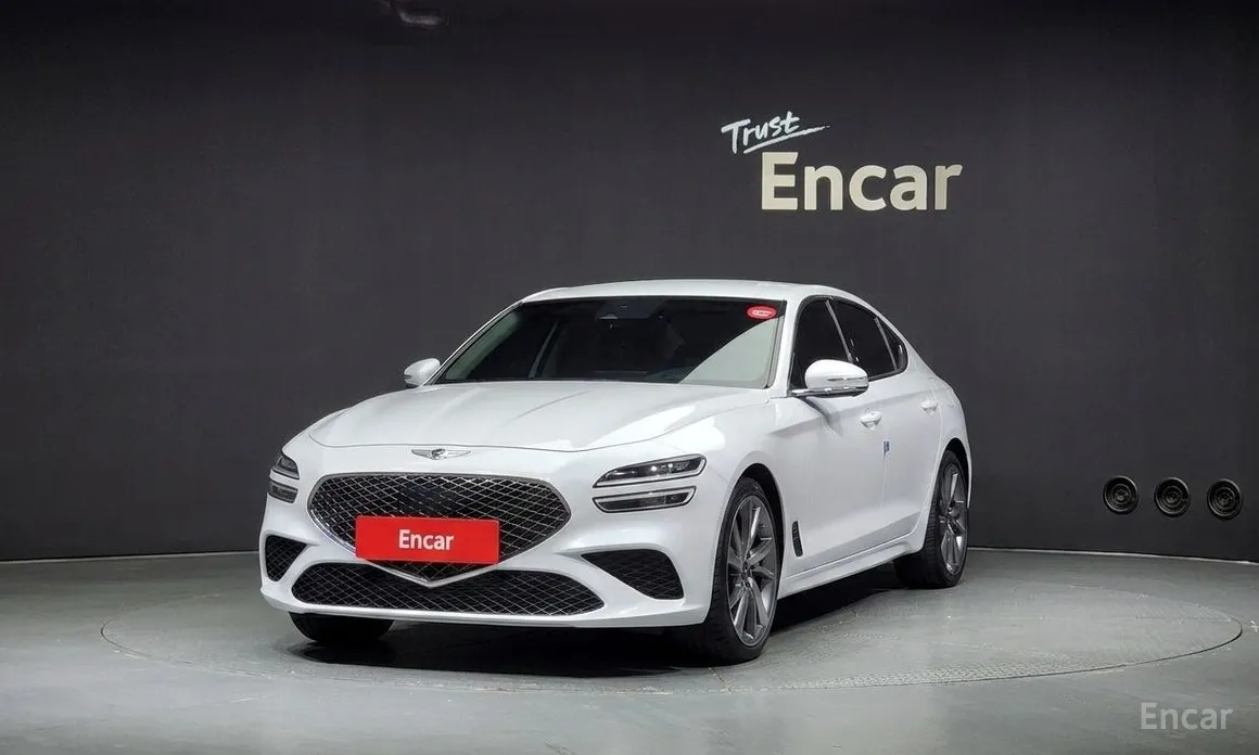Photo 3 - Genesis G70