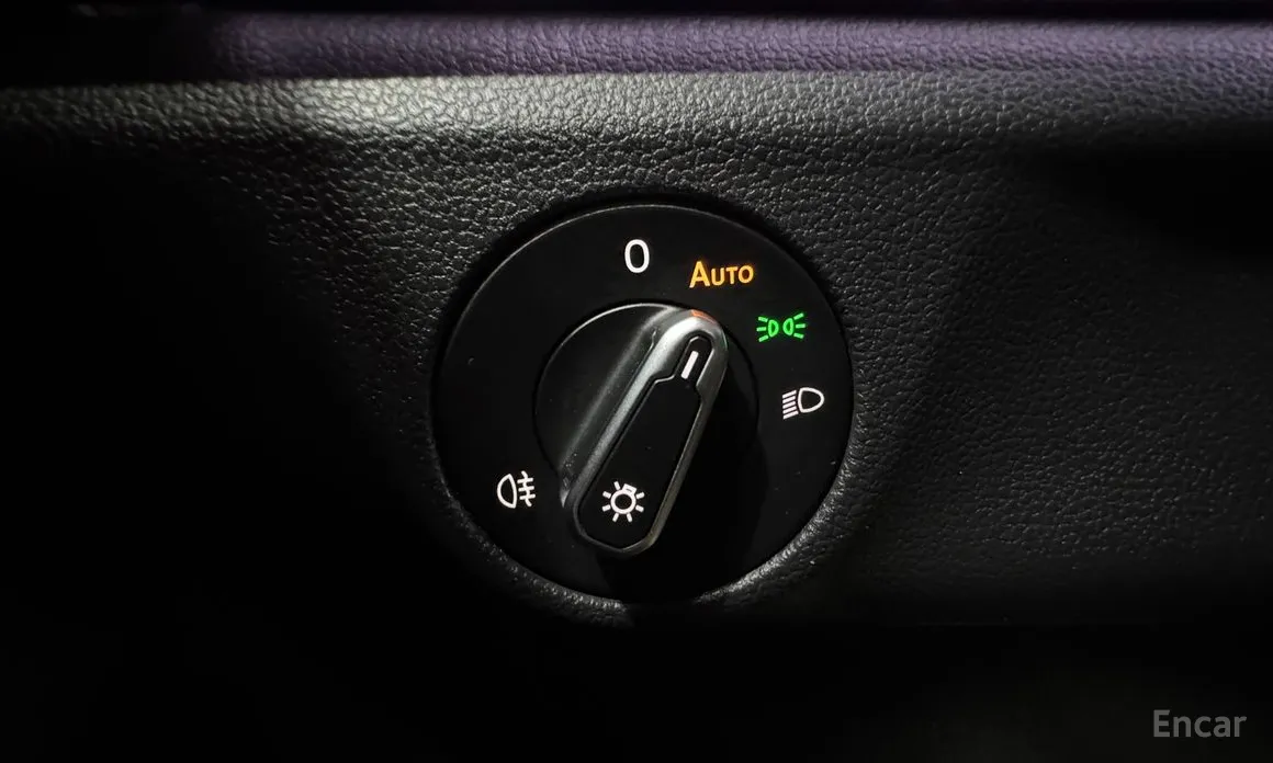 Photo 14 - Volkswagen Jetta