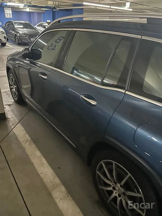 Mercedes-Benz GLB-Class 2020 AMG GLB35 4MATIC