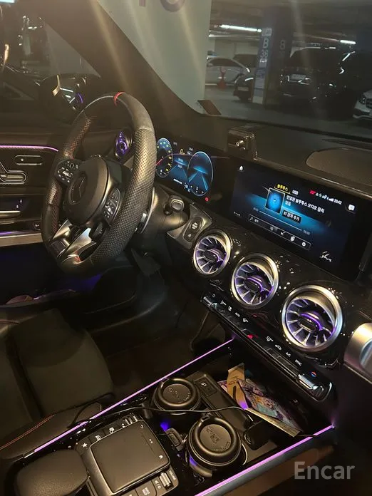 Mercedes-Benz GLB-Class 2020 AMG GLB35 4MATIC