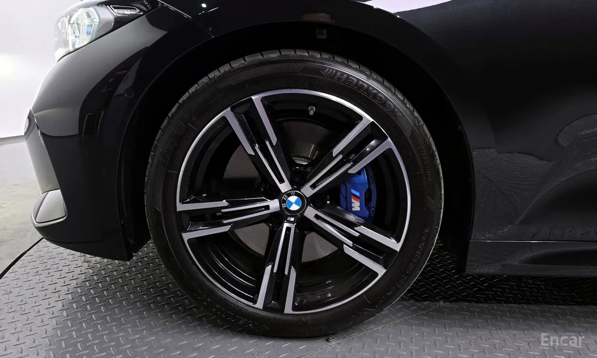 BMW 3 Series 2019 320i M Sport