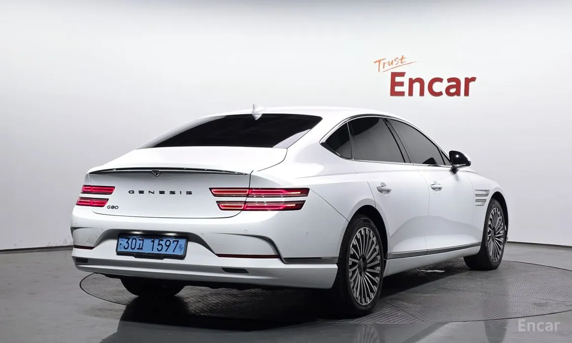 2021 Genesis G80