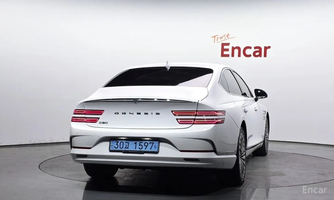 2021 Genesis G80