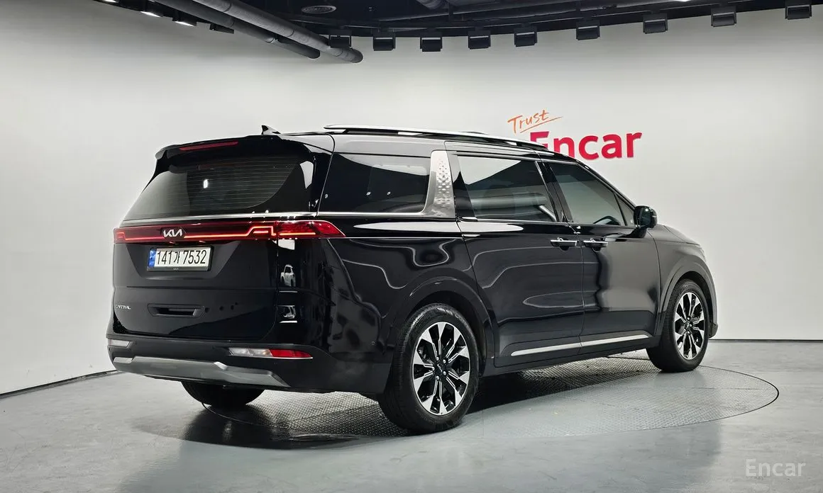 Zdjęcie 2 - Kia Carnival