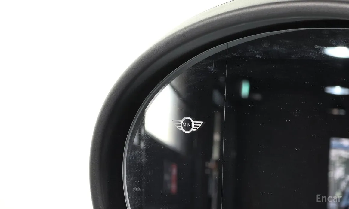 Mini Countryman 2011 Classic Plus Launch Pack