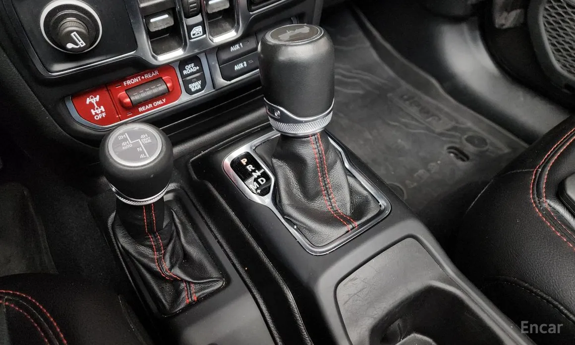 Фото 9 - Jeep Wrangler