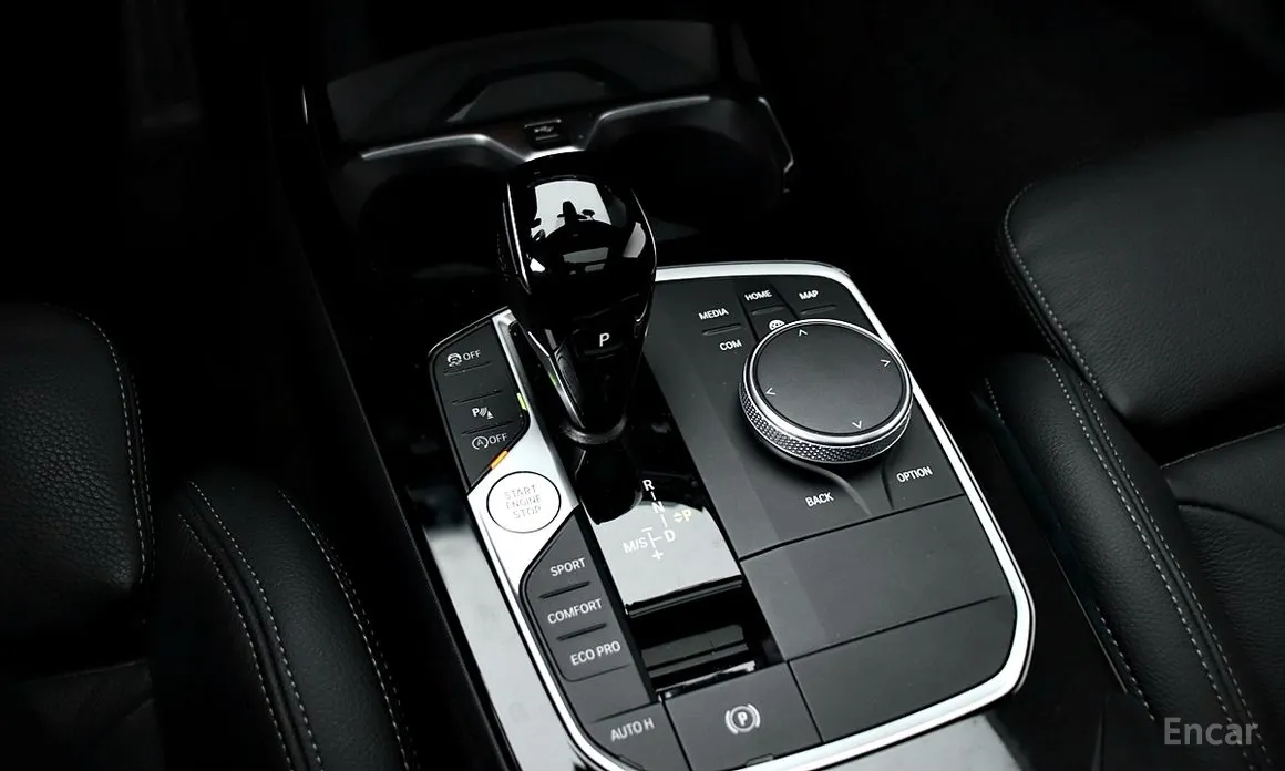 BMW 2 Series 2020 220i M Sports
