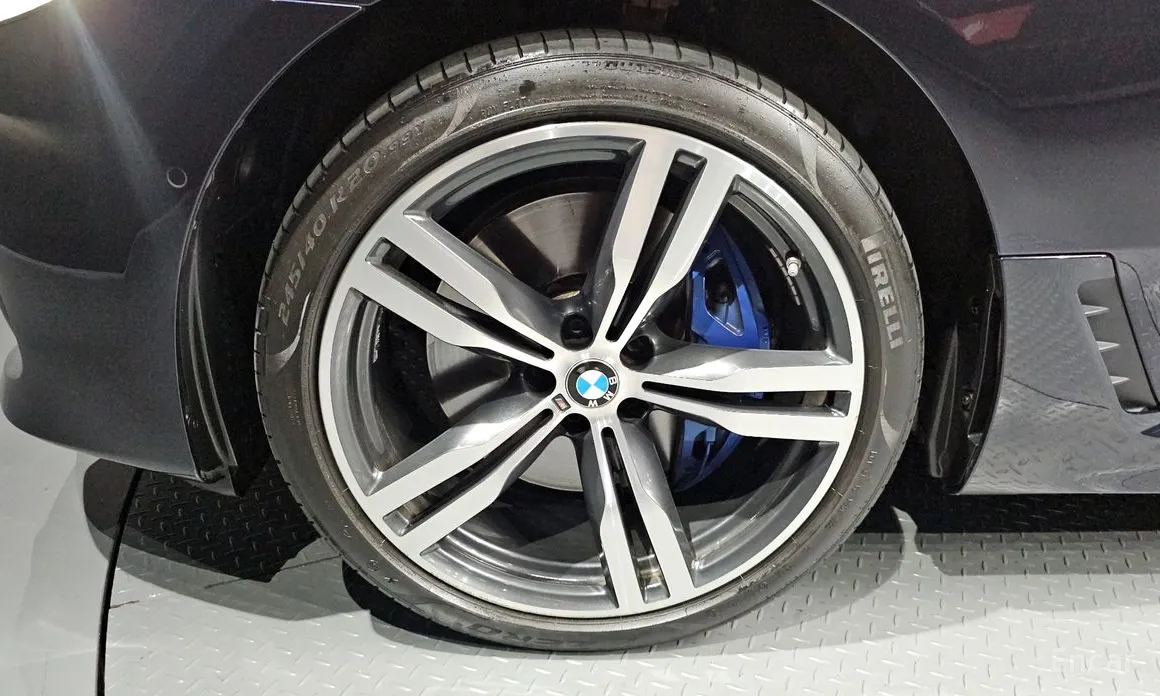 BMW Gran Turismo 2017 630i xDrive M Sport