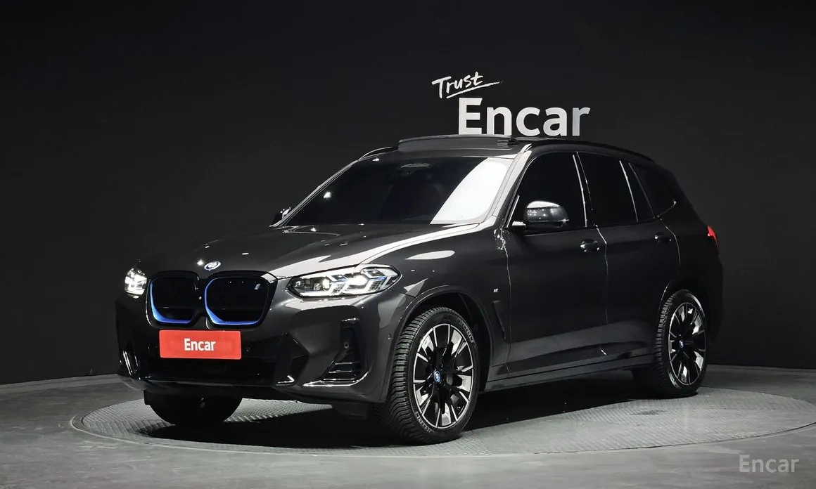 2021 BMW iX3