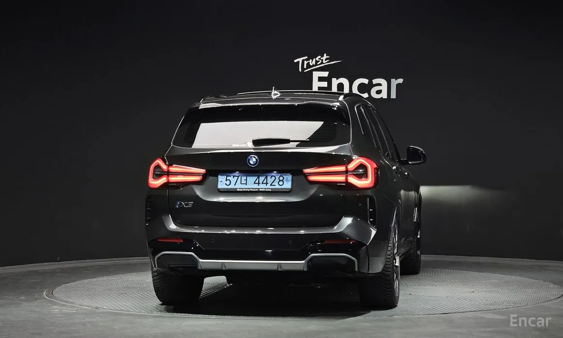 2021 BMW iX3