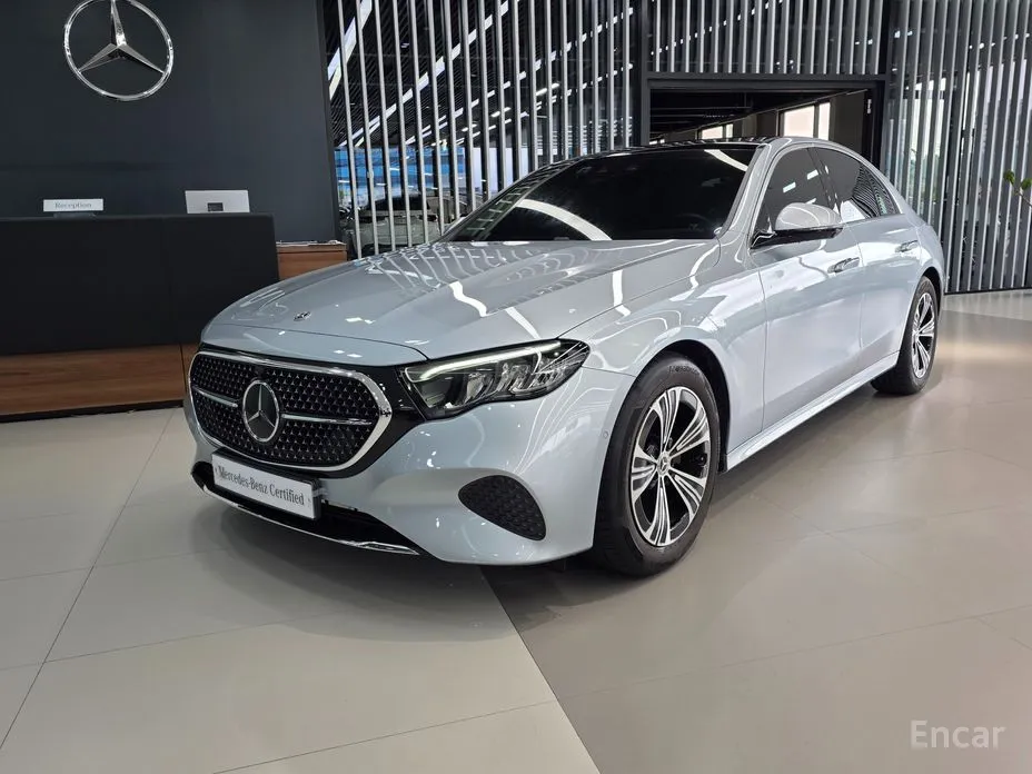 Mercedes-Benz E-Class 2024 E200 Avantgarde