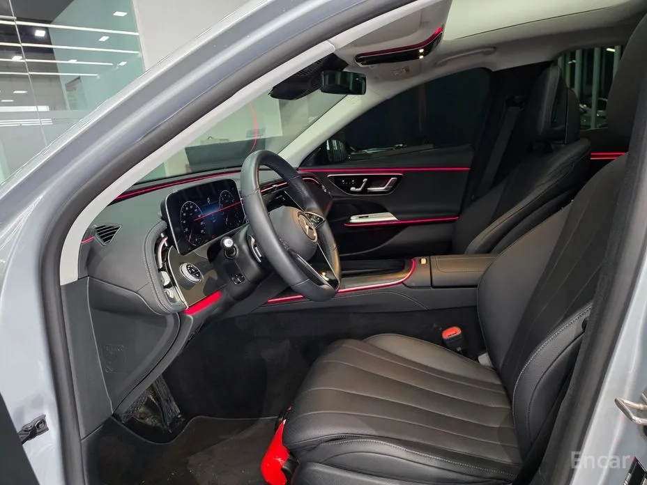 Mercedes-Benz E-Class 2024 E200 Avantgarde