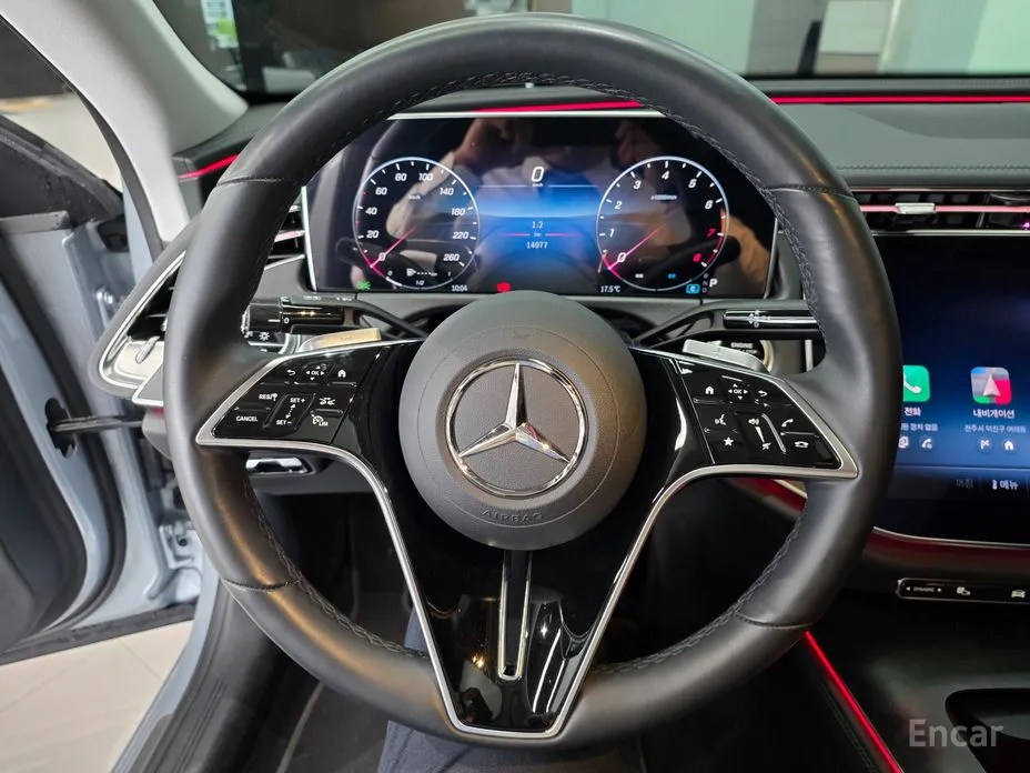 Mercedes-Benz E-Class 2024 E200 Avantgarde