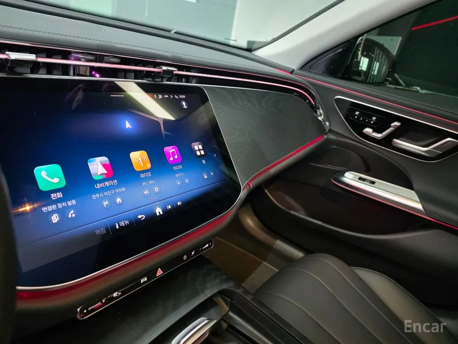 Mercedes-Benz E-Class 2024 E200 Avantgarde