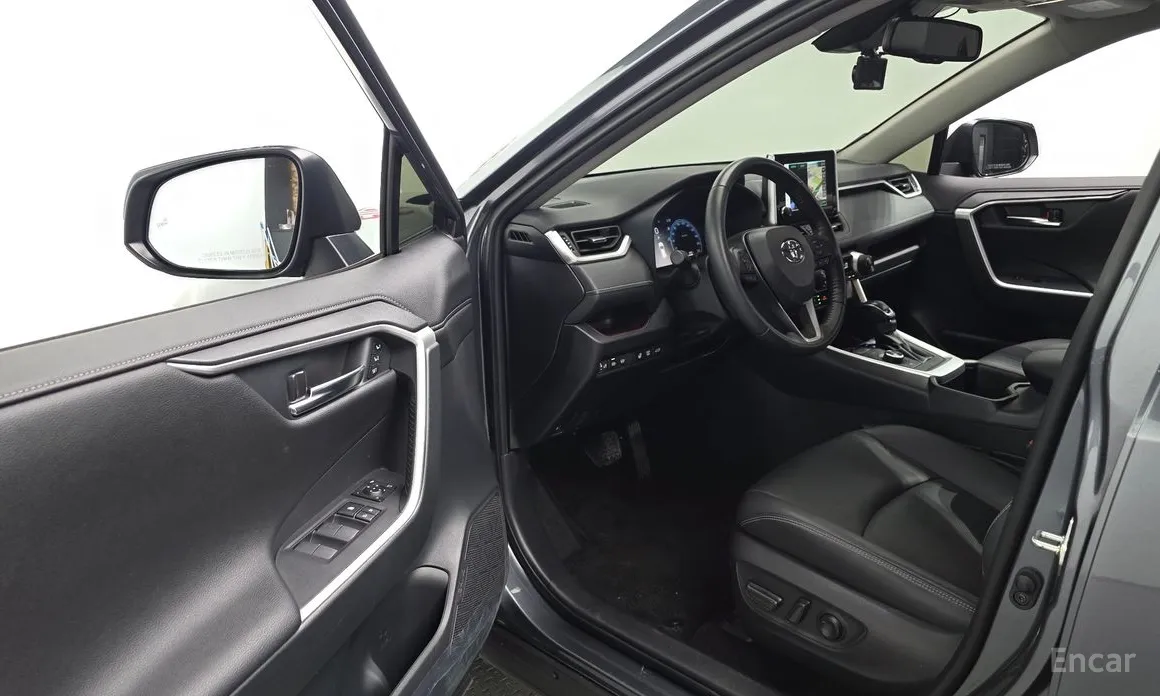 Toyota RAV4 2019 2,5 4WD Hybrid LTD