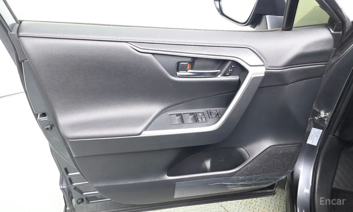 Toyota RAV4 2019 2,5 4WD Hybrid LTD