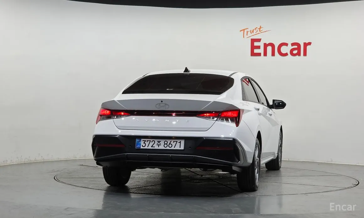 Hyundai Avante 2023 1.6