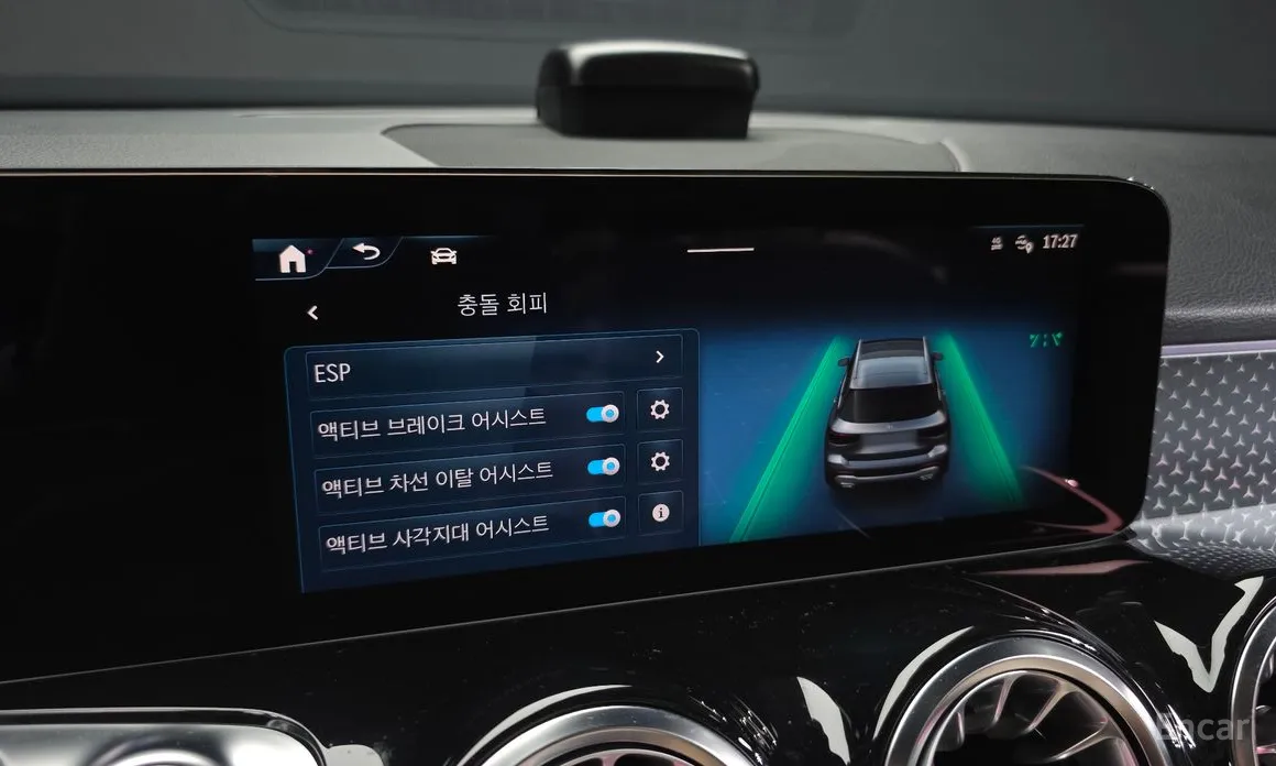 Mercedes-Benz GLB-Class 2020 GLB200 d