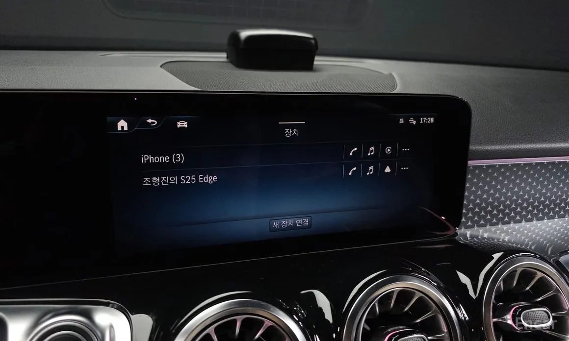 Mercedes-Benz GLB-Class 2020 GLB200 d