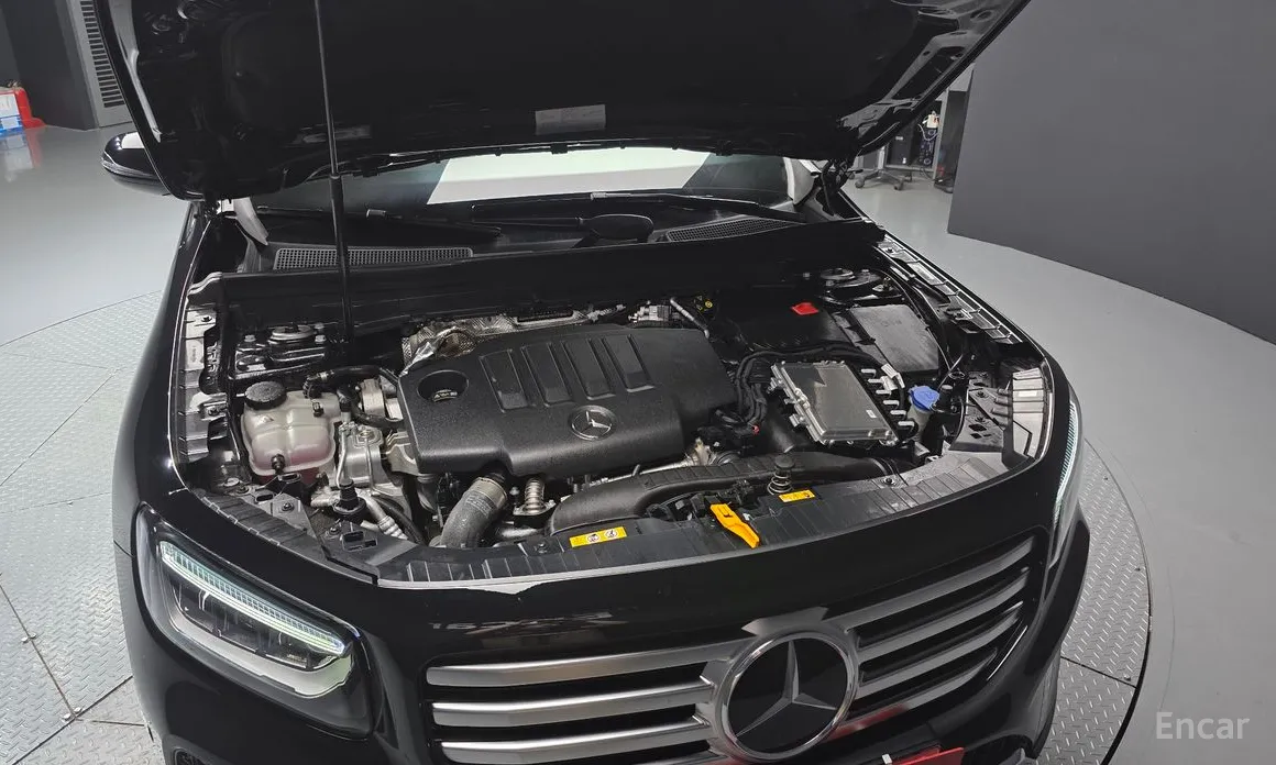 Mercedes-Benz GLB-Class 2020 GLB200 d