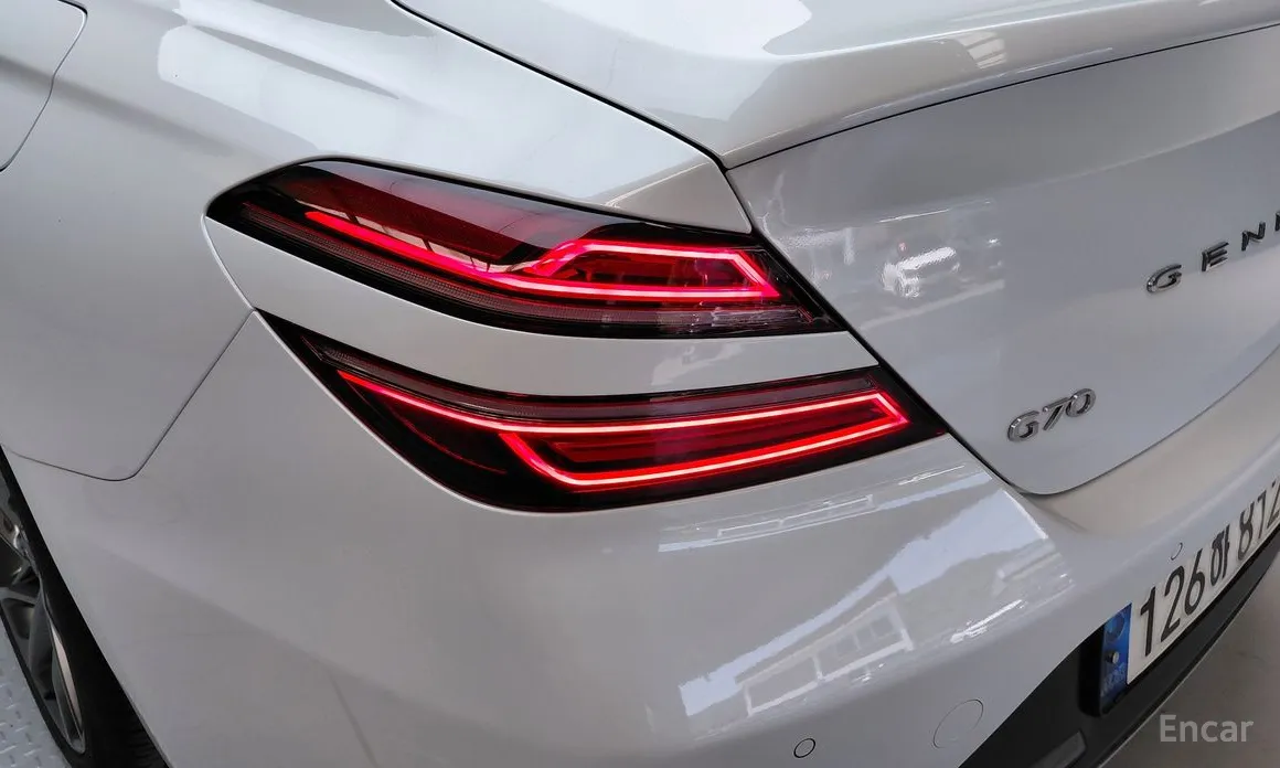 Genesis G70 2020 Gasoline 2.0T 2WD
