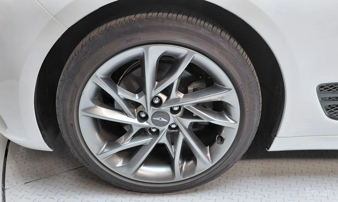 Genesis G70 2020 Gasoline 2.0T 2WD